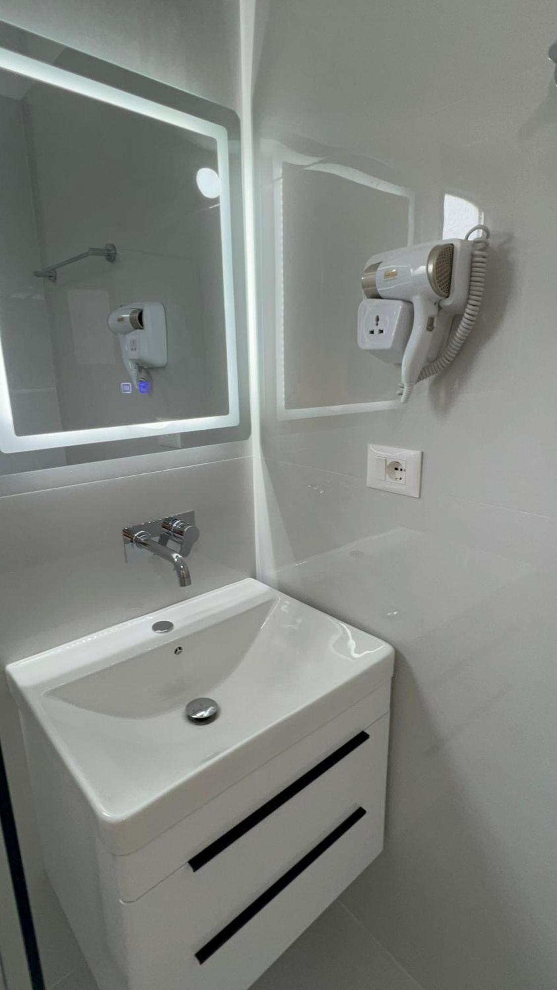 Hotel Vila Park Bujari Ksamil Luaran gambar
